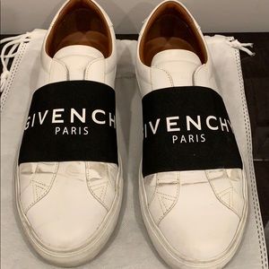 Givenchy Sneakers (men)